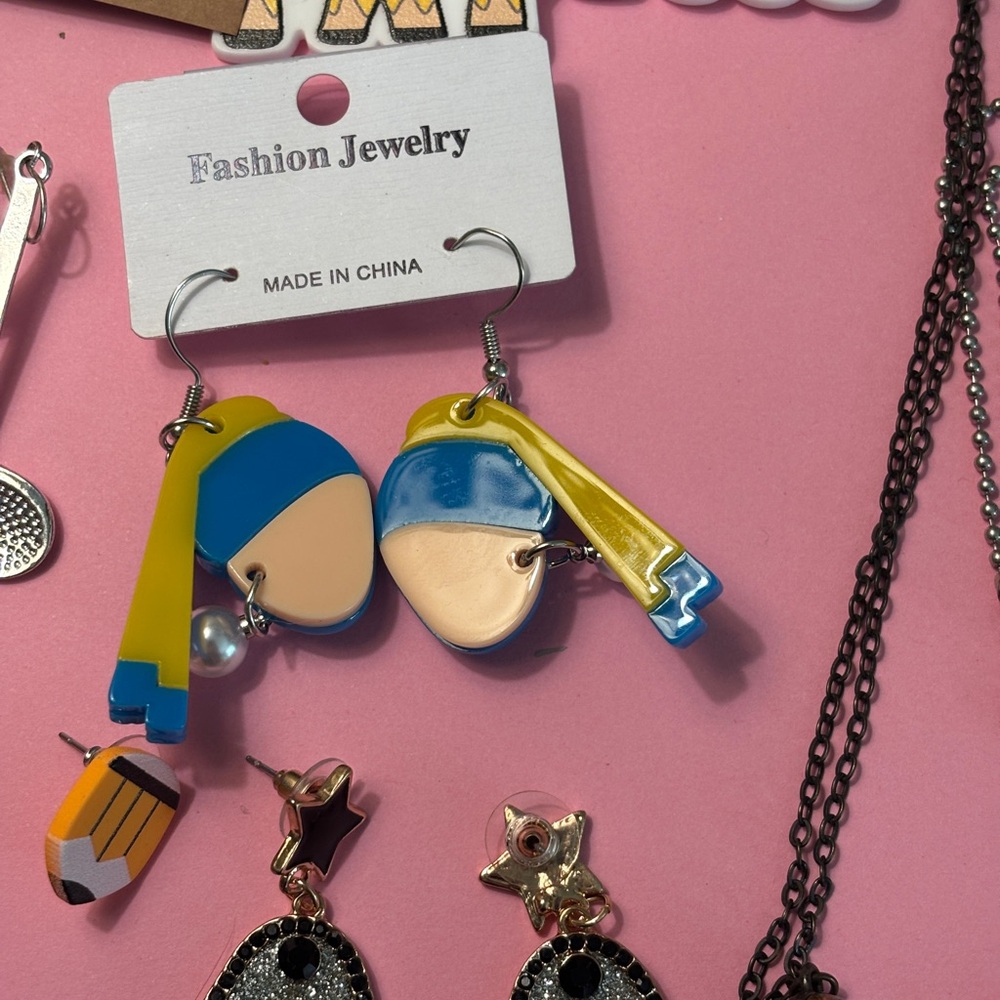 Fun Pierced Earring Lot of 15 and 2 Necklaces Statement Unique Artsy Teacher - Picture 9 of 12